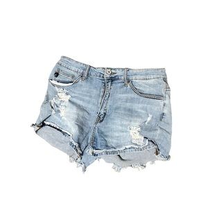 KanCan Distressed Denim Shorts Size 11/29